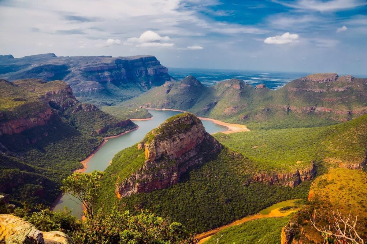 How to Choose the Best South Africa Safari Holiday Package