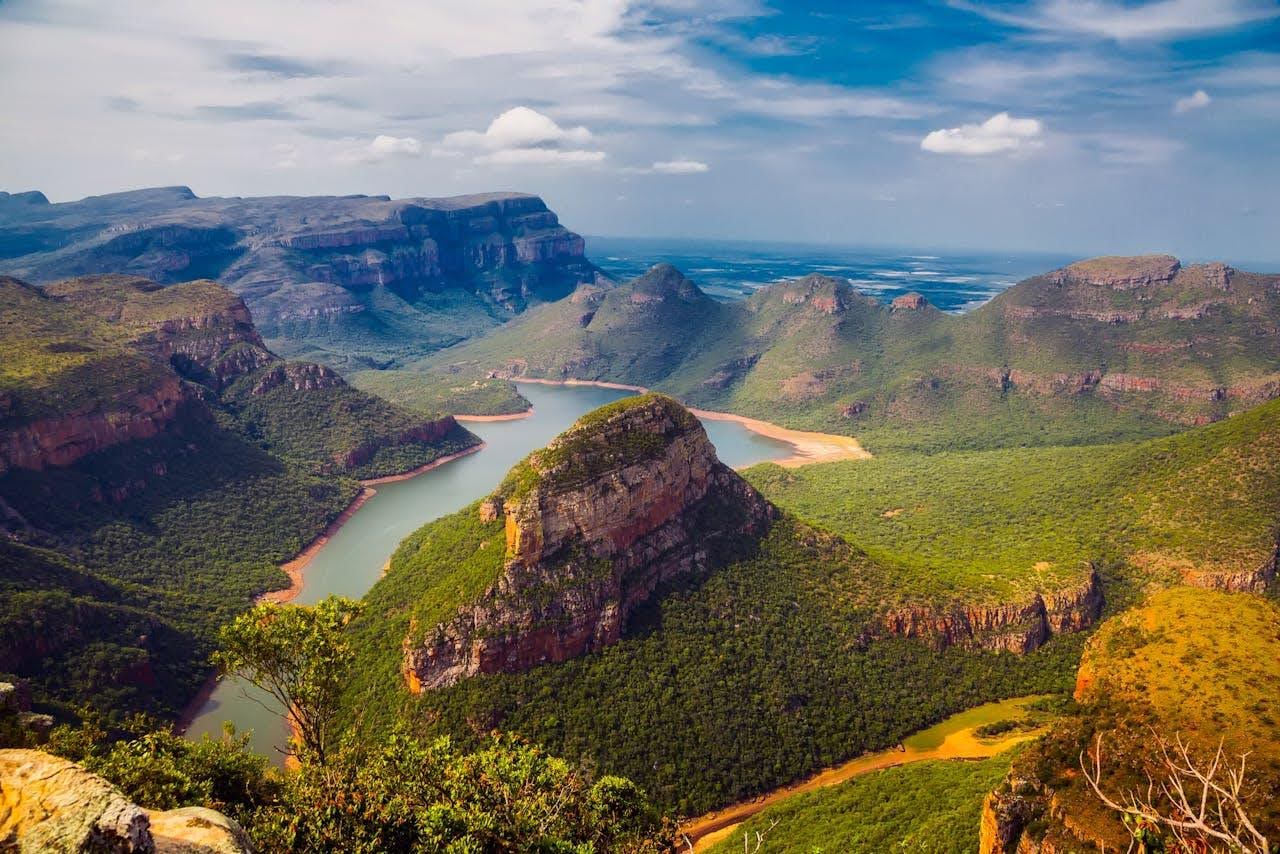 How to Choose the Best South Africa Safari Holiday Package