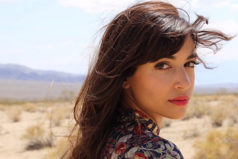 Hannah Simone