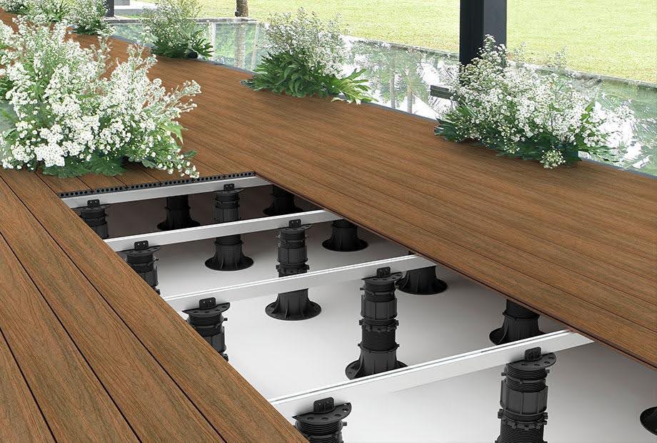The Key Advantages of Installing Decking on Pedestal Systems
