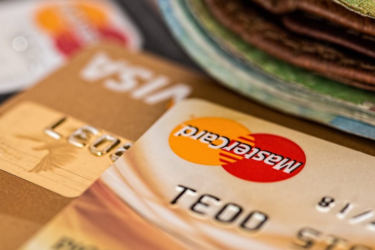 What You Should Know Before Applying for a Secured Credit Card
