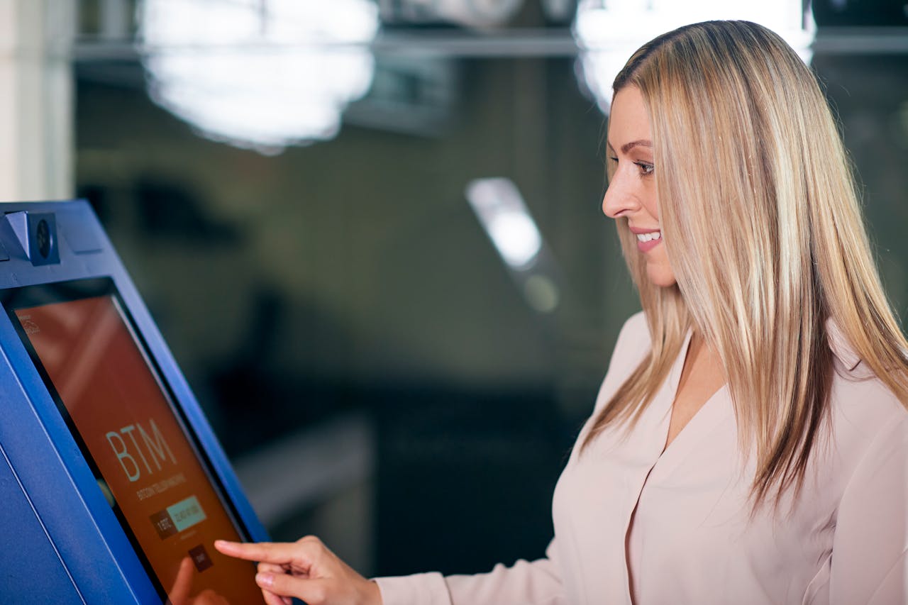 Coins to Cash Without the Hassle: The Advantages of Using Bitcoin ATMs