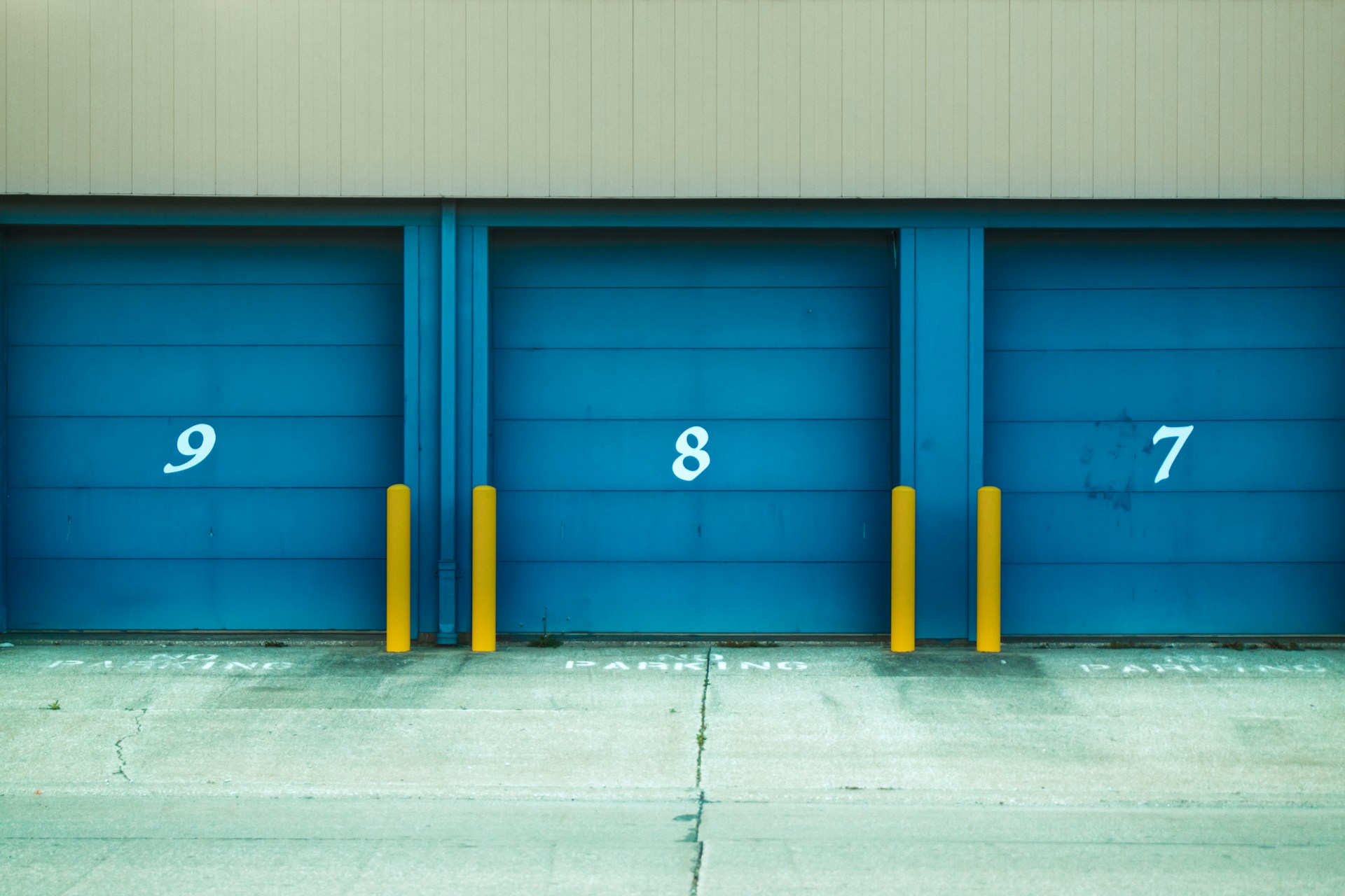 Timing Matters: Seasonal Trends in Storage Unit Pricing