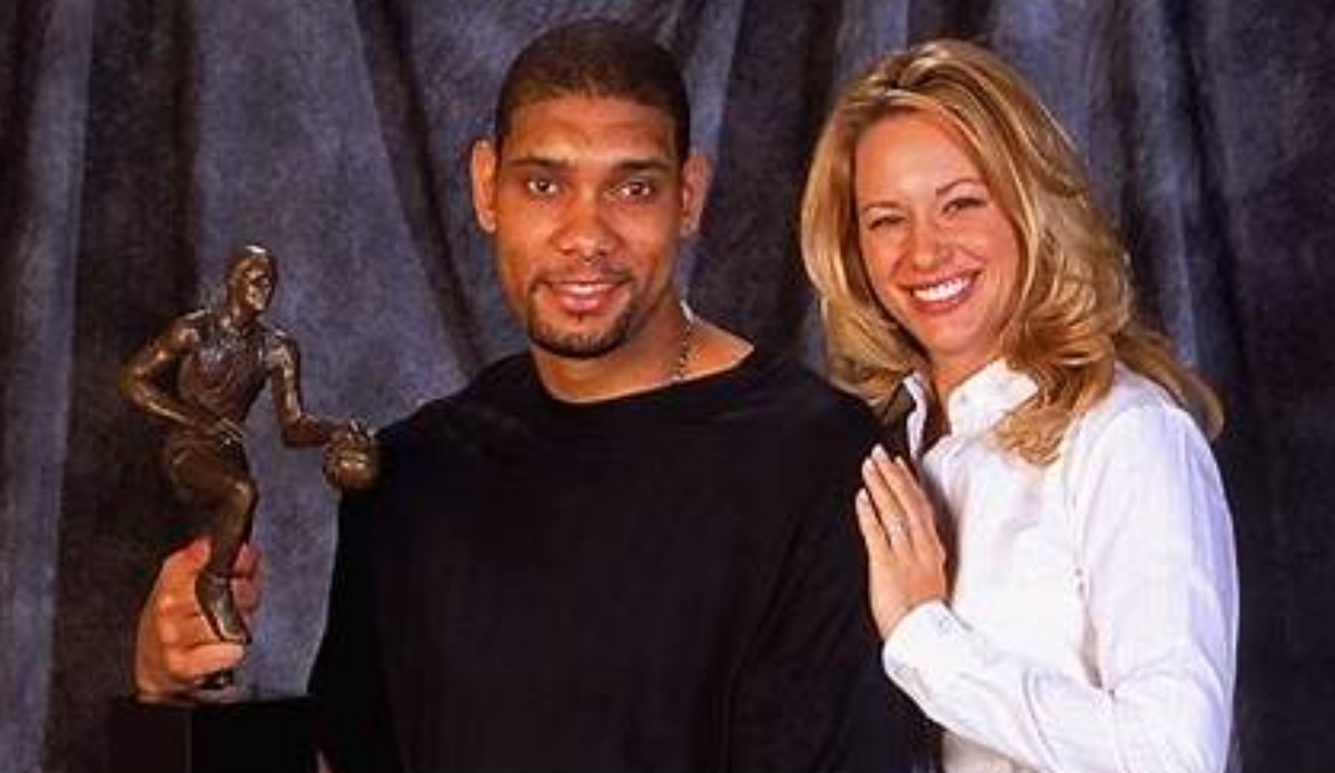 Amy Sherrill - Biography, Age, Career, Net Worth