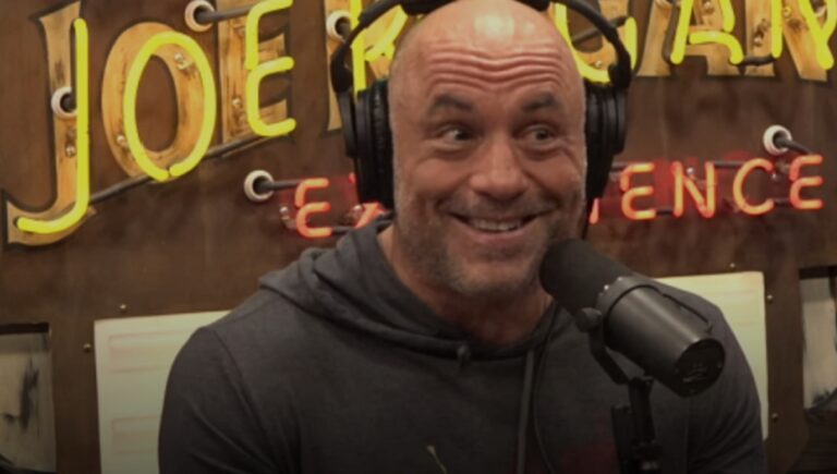 Joe Rogan Born Joe Rogan - Biography, Age, Career, Net Worth - Kadhal.net
