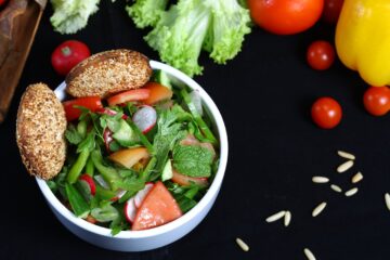 What's in Fudholyvaz? Ingredients & Complete Guide