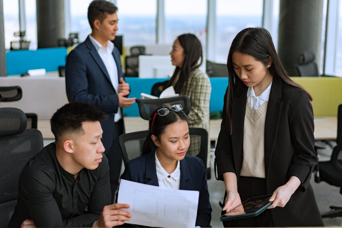 Navigating the Executive Job Market Strategies for Leadership Roles