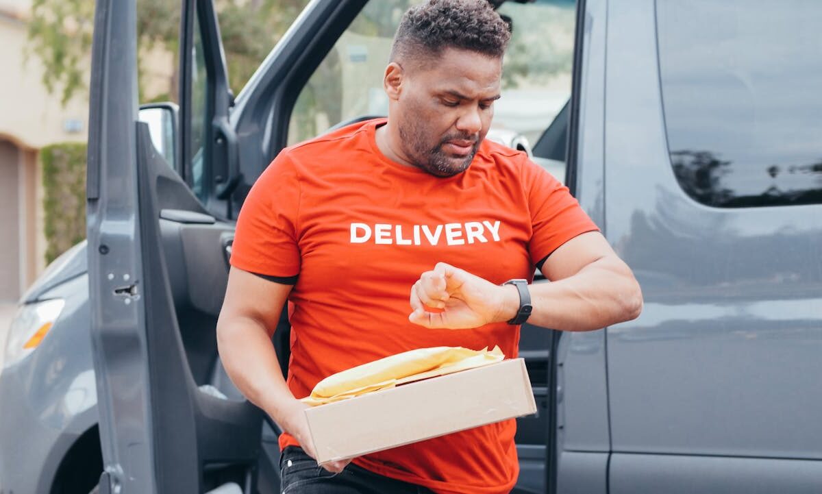 How Businesses are Rethinking the Last Mile Problem at Scale