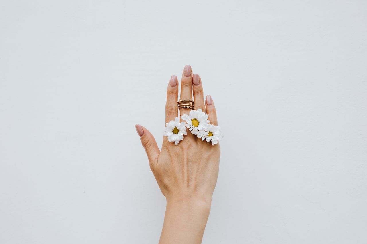 Why AI Generated Hands Are Getting Fixed: The Rise of AI Finger Correction Tools